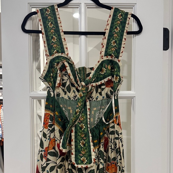 FARM Rio Back Bow Maxi Dress In Garden Tapestry Sand NWT XS - Picture 4 of 7